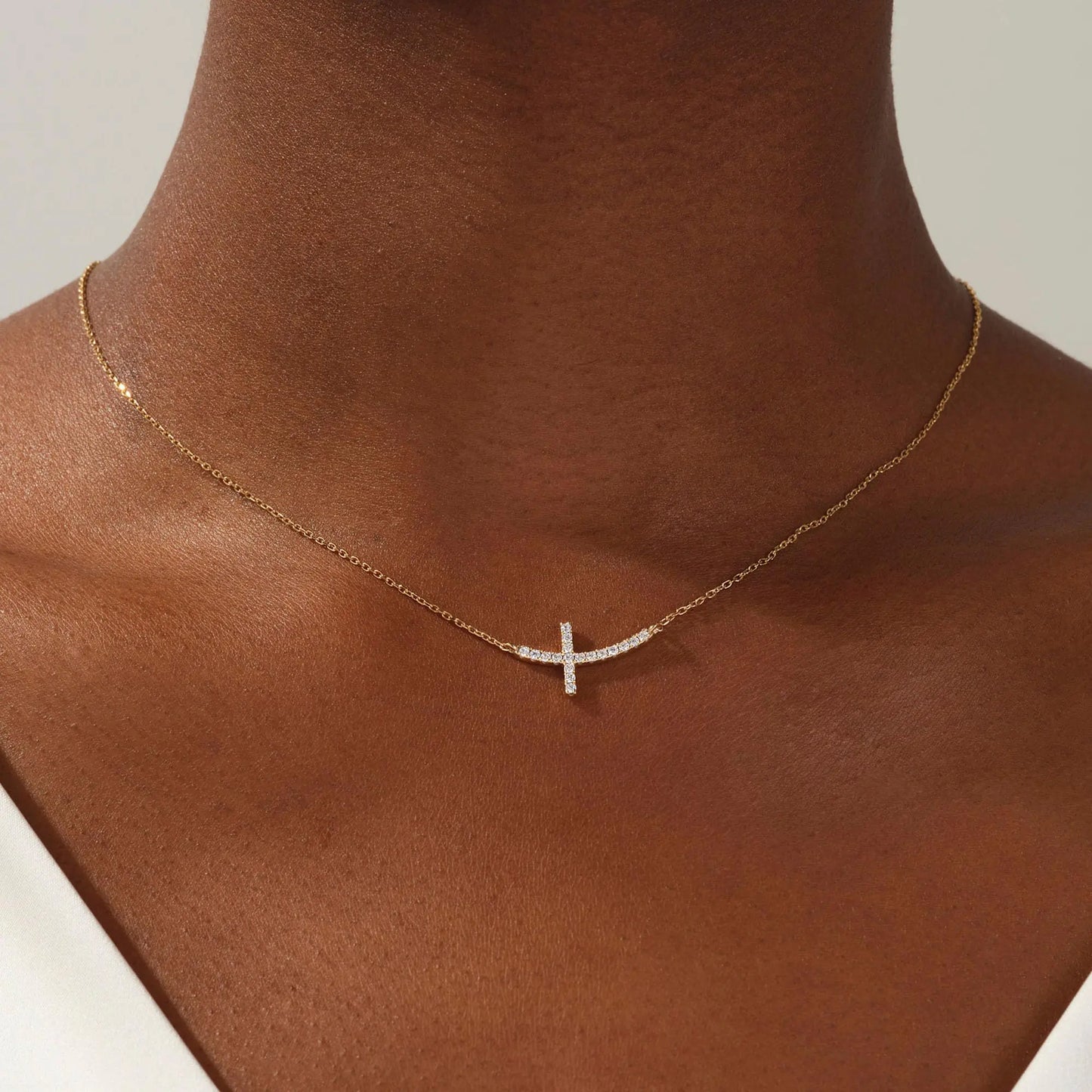 MONOZO Cross Necklace for Women，14K Gold Plated Cross Necklace Layered Gold Cross Necklace Tiny Sideway Cross Choker Necklace Gold Cross Necklaces for Women Trendy Gold Jewelry Gifts for Women Trendy Gold - Sideway Diamond Cross